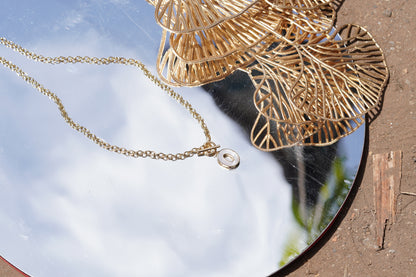 Gold Tone Initial "O" Toggle Necklace – Minimalist Alphabet Pendant Necklace for Women